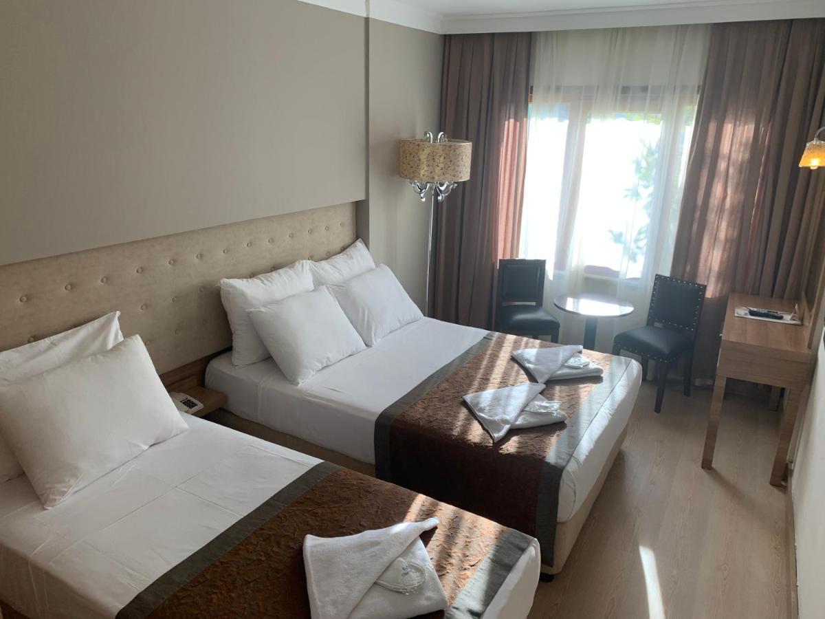 Kecik Hotel イスタンブール エクステリア 写真