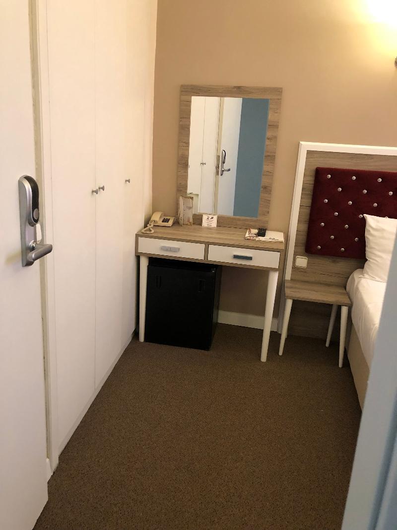 Kecik Hotel イスタンブール エクステリア 写真